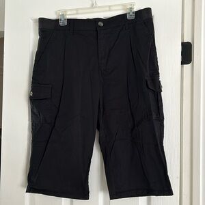 LEE Cargo Capris black women’s size 14 medium